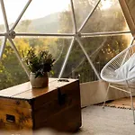 Luxuszelt Gaia's Spheres Gorzegno