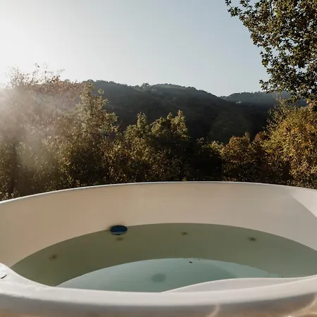 Luxury tent Gaia's Spheres *